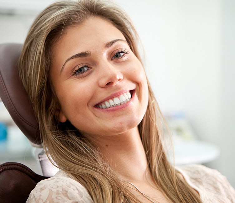 woman at the dentist